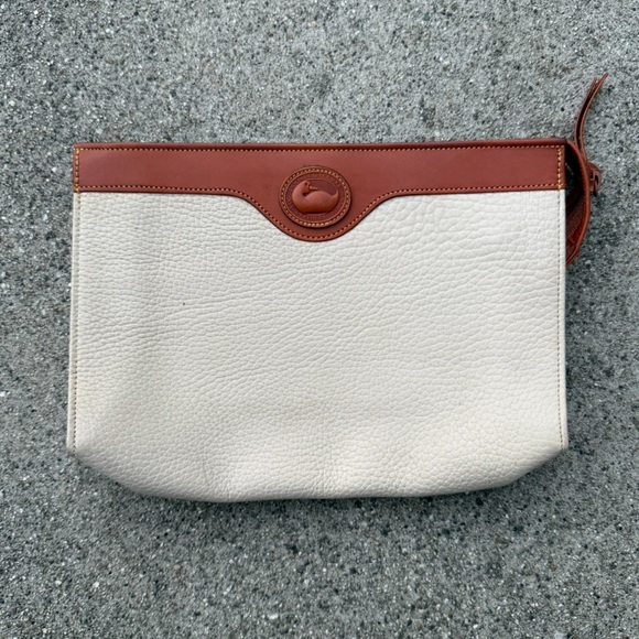 Dooney & Bourke Handbags - Dooney & Bourke Vintage Leather Cosmetic Bag preloved